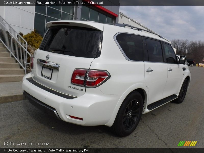 Pearl White Tricoat / Charcoal 2019 Nissan Armada Platinum 4x4
