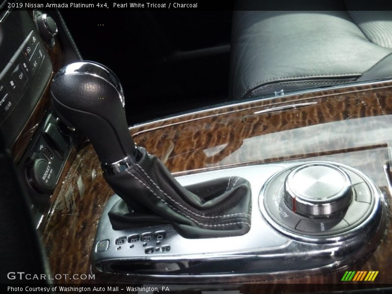 Pearl White Tricoat / Charcoal 2019 Nissan Armada Platinum 4x4