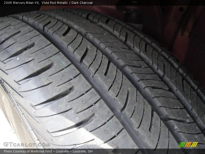 Vivid Red Metallic / Dark Charcoal 2006 Mercury Milan V6