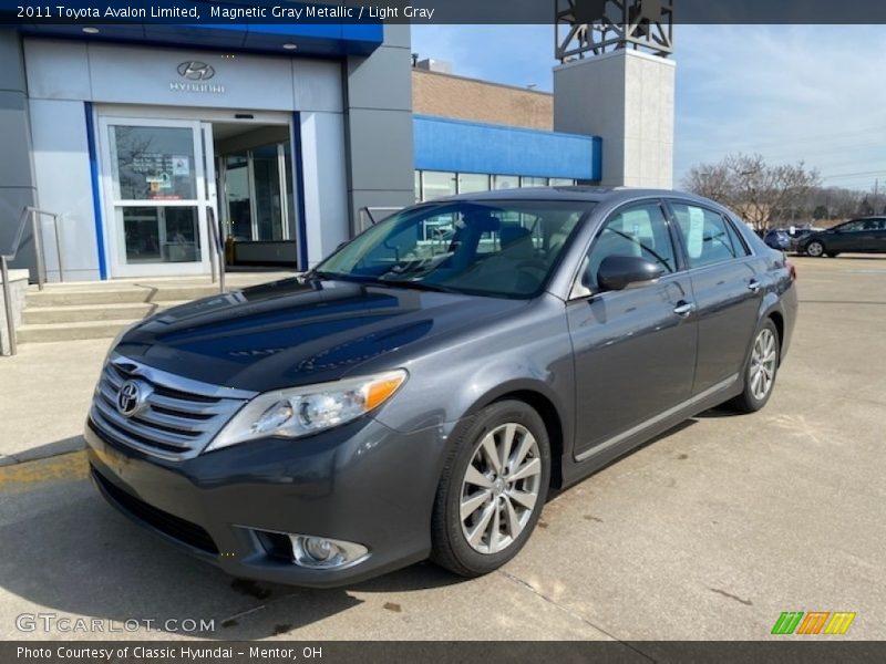 Magnetic Gray Metallic / Light Gray 2011 Toyota Avalon Limited