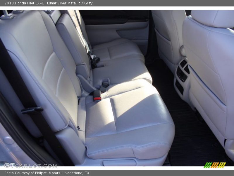 Lunar Silver Metallic / Gray 2018 Honda Pilot EX-L