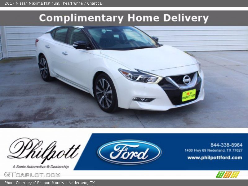 Pearl White / Charcoal 2017 Nissan Maxima Platinum