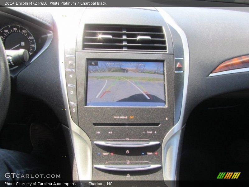 White Platinum / Charcoal Black 2014 Lincoln MKZ FWD