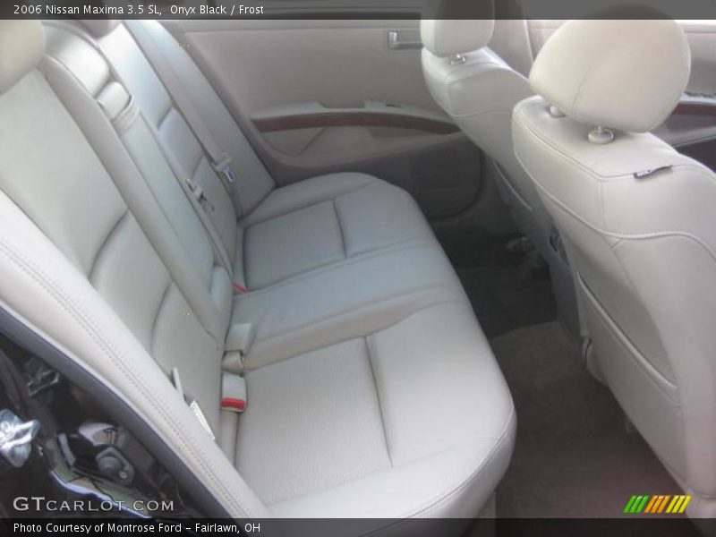 Onyx Black / Frost 2006 Nissan Maxima 3.5 SL