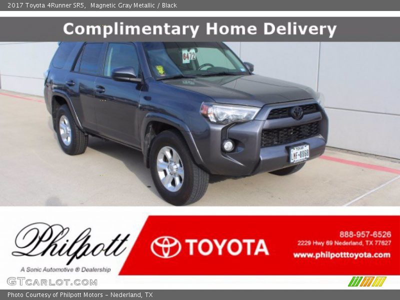 Magnetic Gray Metallic / Black 2017 Toyota 4Runner SR5