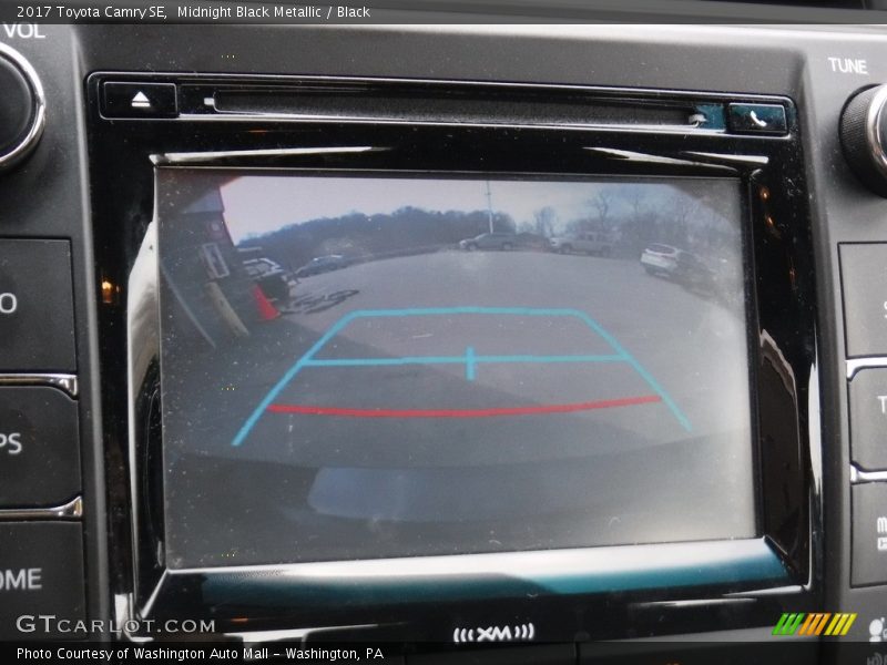 Midnight Black Metallic / Black 2017 Toyota Camry SE