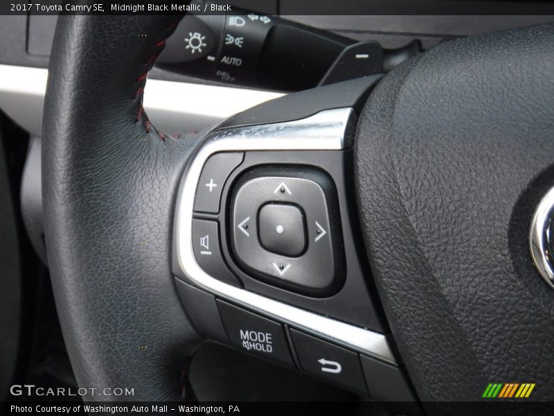 Midnight Black Metallic / Black 2017 Toyota Camry SE
