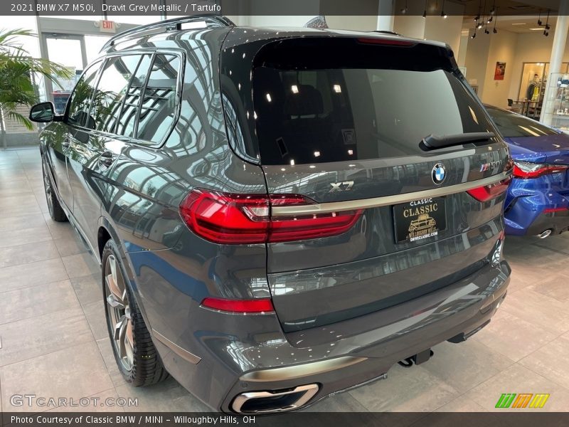Dravit Grey Metallic / Tartufo 2021 BMW X7 M50i