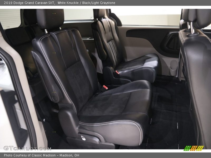 White Knuckle / Black/Light Graystone 2019 Dodge Grand Caravan SXT