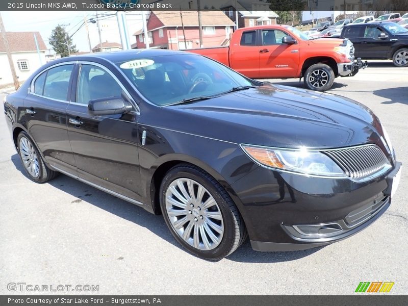 Front 3/4 View of 2015 MKS AWD