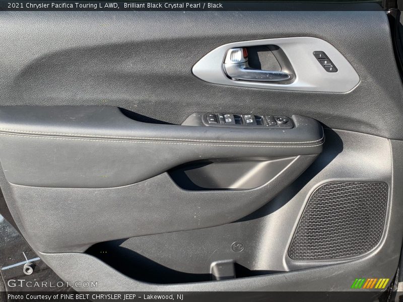 Brilliant Black Crystal Pearl / Black 2021 Chrysler Pacifica Touring L AWD