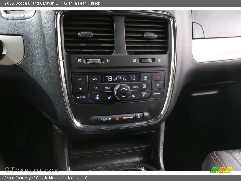Granite Pearl / Black 2019 Dodge Grand Caravan GT