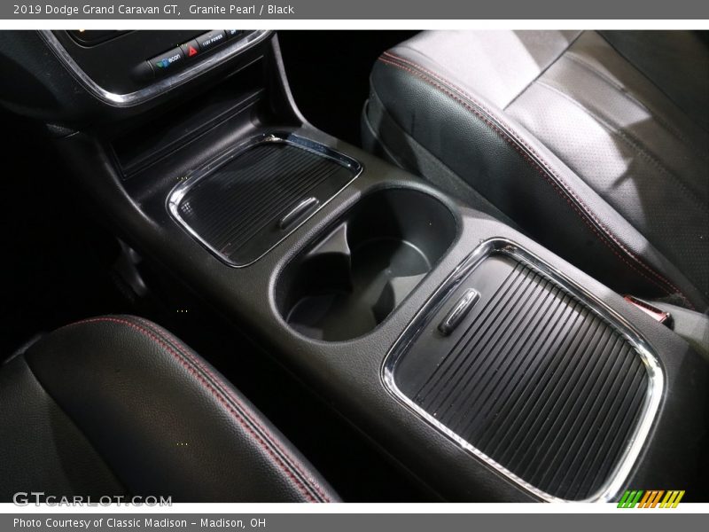 Granite Pearl / Black 2019 Dodge Grand Caravan GT