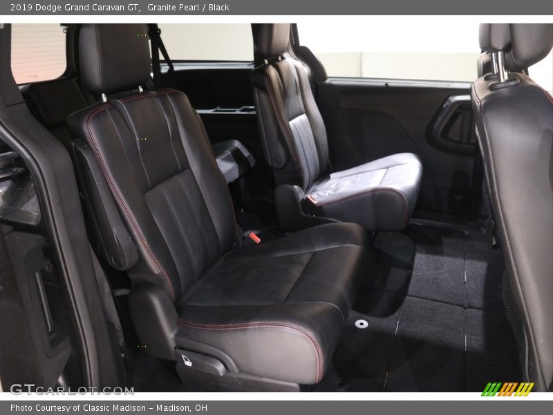 Granite Pearl / Black 2019 Dodge Grand Caravan GT