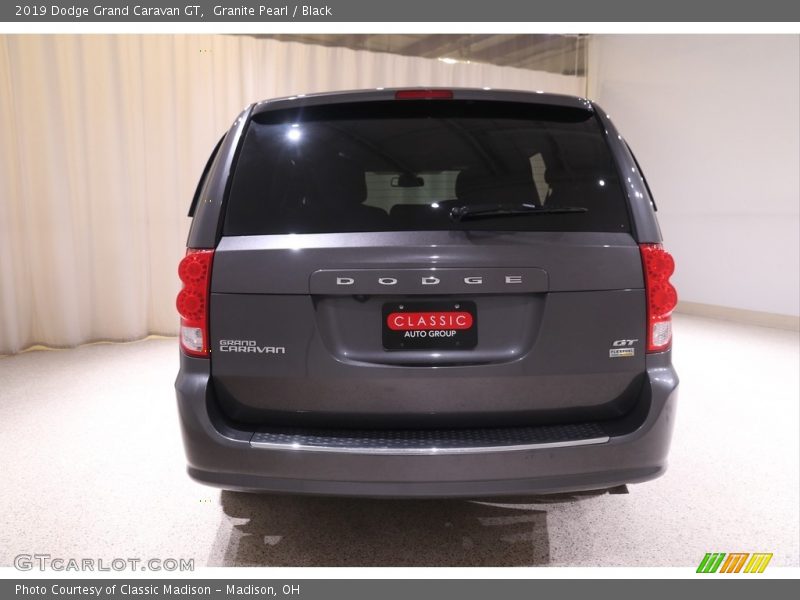 Granite Pearl / Black 2019 Dodge Grand Caravan GT