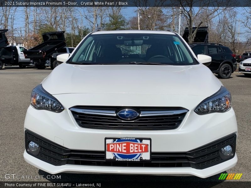 Crystal White Pearl / Black 2021 Subaru Impreza Premium 5-Door