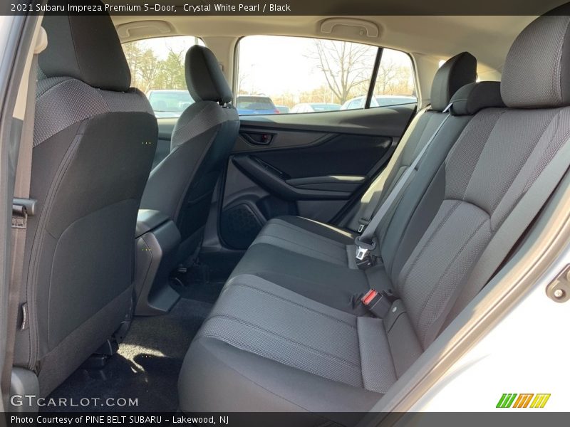 Crystal White Pearl / Black 2021 Subaru Impreza Premium 5-Door