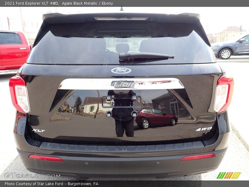 Agate Black Metallic / Ebony 2021 Ford Explorer XLT 4WD