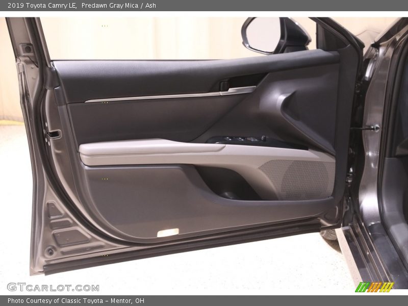 Predawn Gray Mica / Ash 2019 Toyota Camry LE