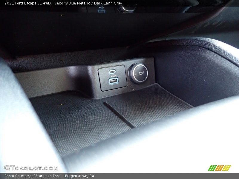 Velocity Blue Metallic / Dark Earth Gray 2021 Ford Escape SE 4WD