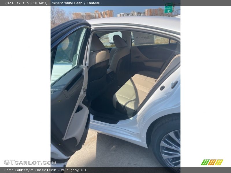 Eminent White Pearl / Chateau 2021 Lexus ES 250 AWD