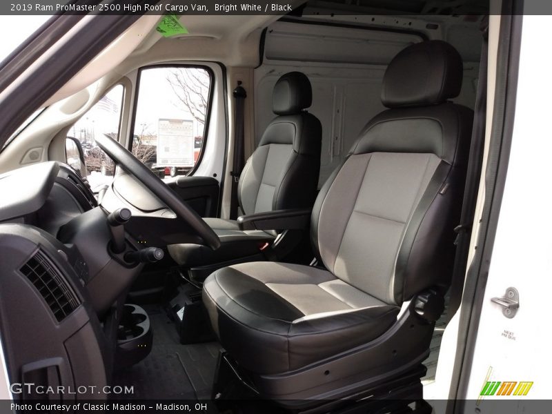 Bright White / Black 2019 Ram ProMaster 2500 High Roof Cargo Van