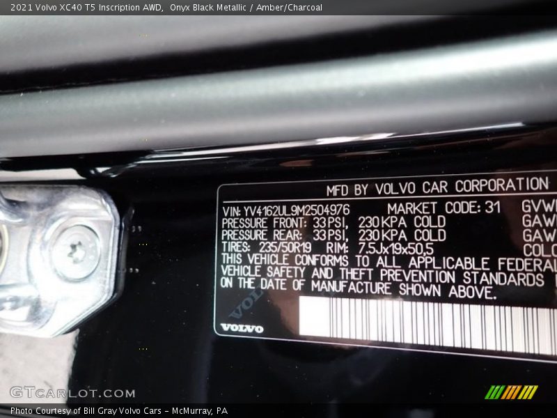 Onyx Black Metallic / Amber/Charcoal 2021 Volvo XC40 T5 Inscription AWD