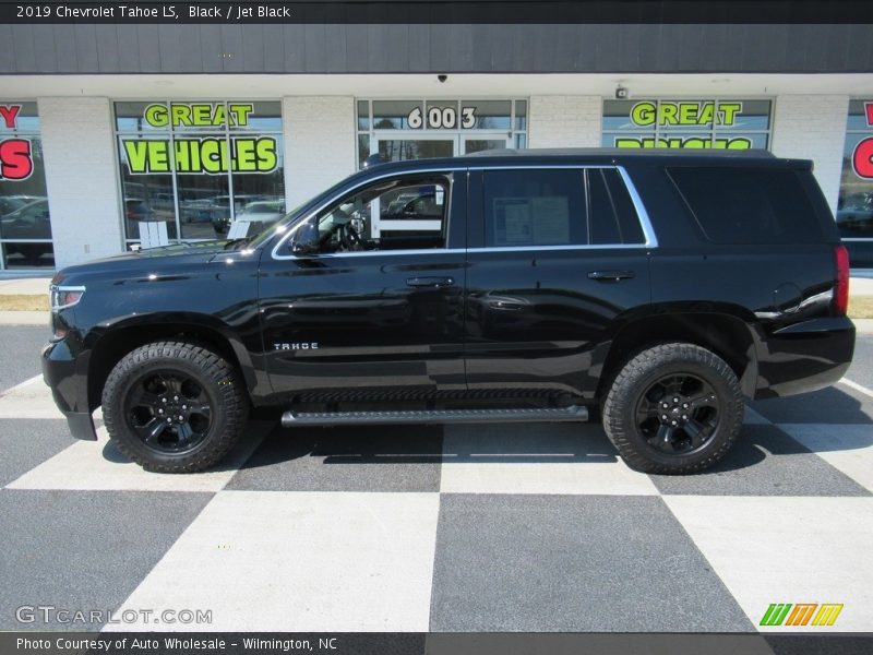 Black / Jet Black 2019 Chevrolet Tahoe LS
