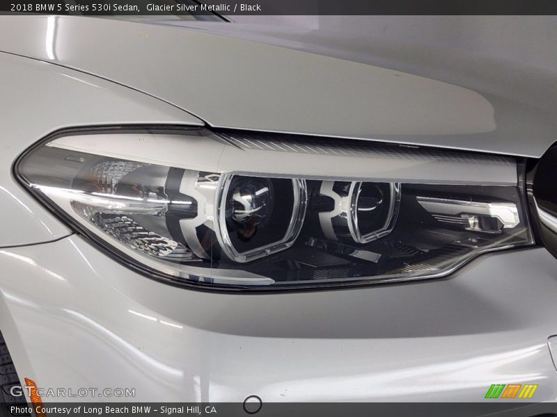 Glacier Silver Metallic / Black 2018 BMW 5 Series 530i Sedan