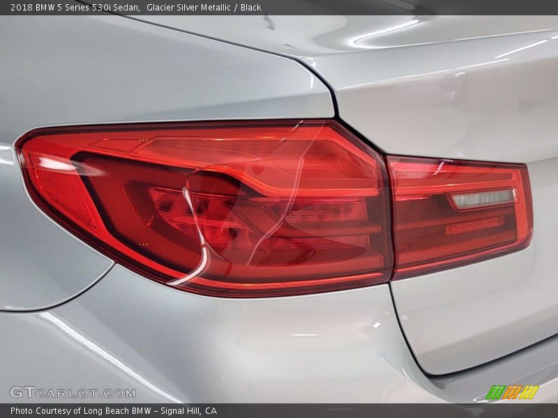 Glacier Silver Metallic / Black 2018 BMW 5 Series 530i Sedan