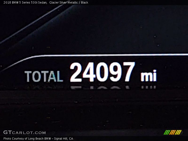 Glacier Silver Metallic / Black 2018 BMW 5 Series 530i Sedan