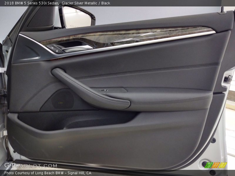 Glacier Silver Metallic / Black 2018 BMW 5 Series 530i Sedan
