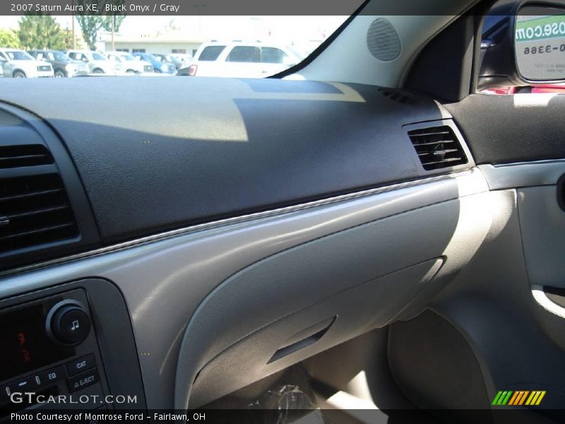 Black Onyx / Gray 2007 Saturn Aura XE