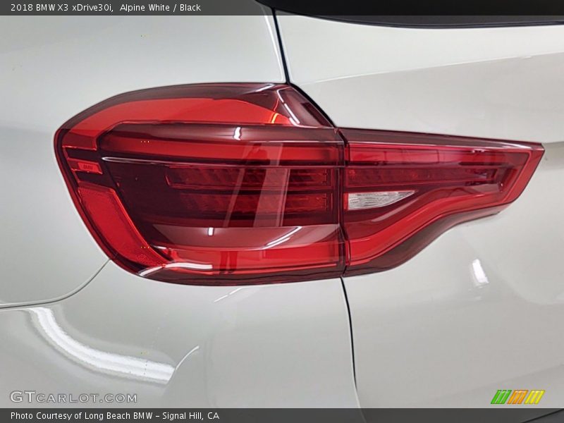 Alpine White / Black 2018 BMW X3 xDrive30i