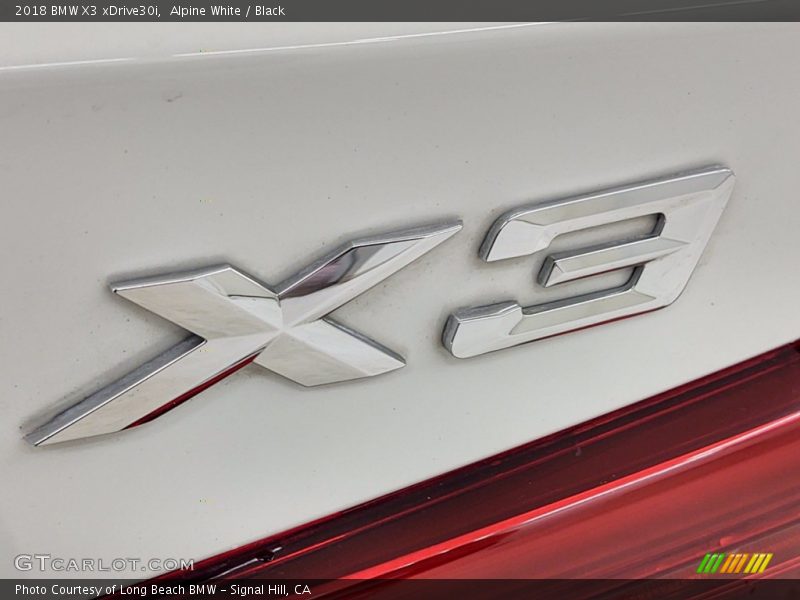 Alpine White / Black 2018 BMW X3 xDrive30i