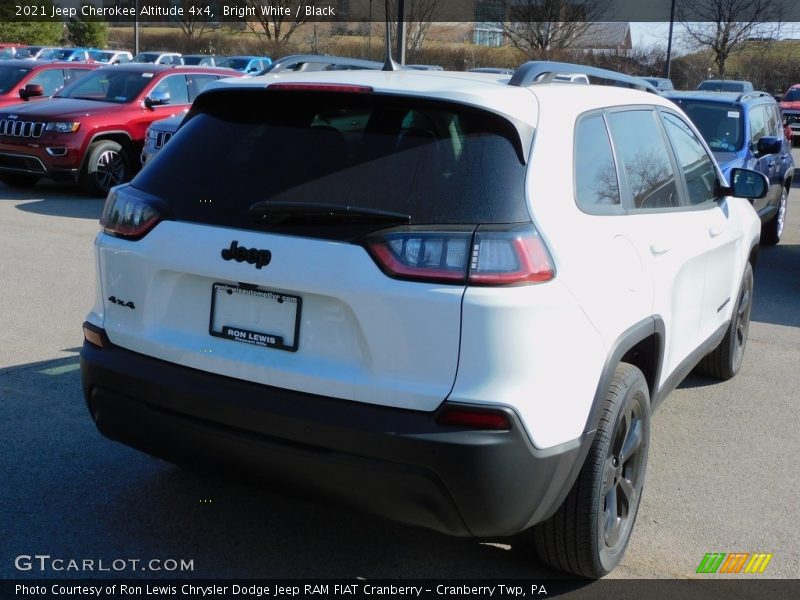 Bright White / Black 2021 Jeep Cherokee Altitude 4x4