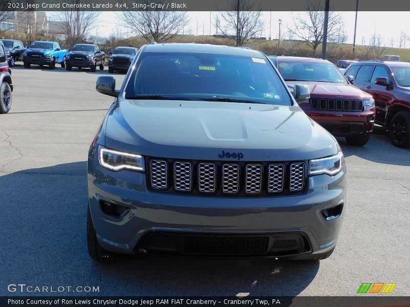 Sting-Gray / Black 2021 Jeep Grand Cherokee Laredo 4x4