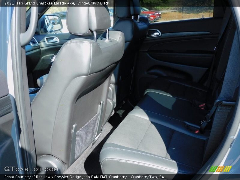 Sting-Gray / Black 2021 Jeep Grand Cherokee Laredo 4x4
