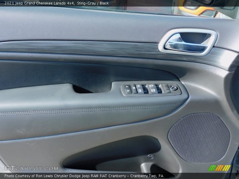 Sting-Gray / Black 2021 Jeep Grand Cherokee Laredo 4x4