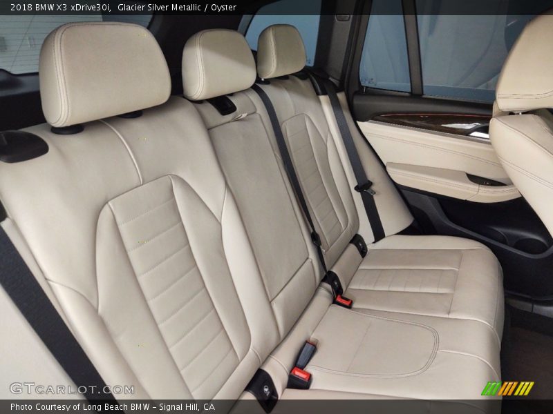 Glacier Silver Metallic / Oyster 2018 BMW X3 xDrive30i