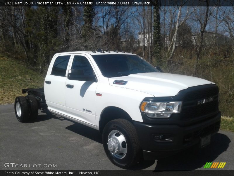 Bright White / Diesel Gray/Black 2021 Ram 3500 Tradesman Crew Cab 4x4 Chassis