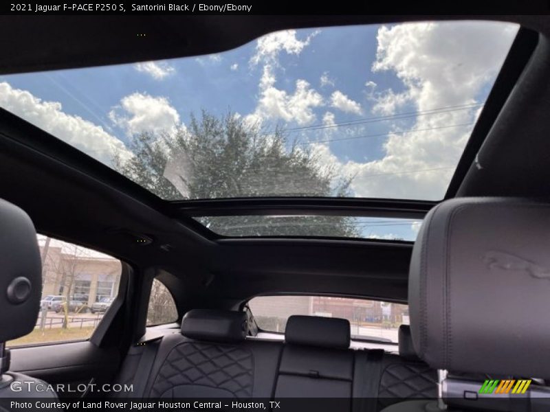 Sunroof of 2021 F-PACE P250 S
