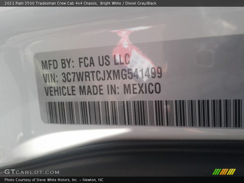 Bright White / Diesel Gray/Black 2021 Ram 3500 Tradesman Crew Cab 4x4 Chassis