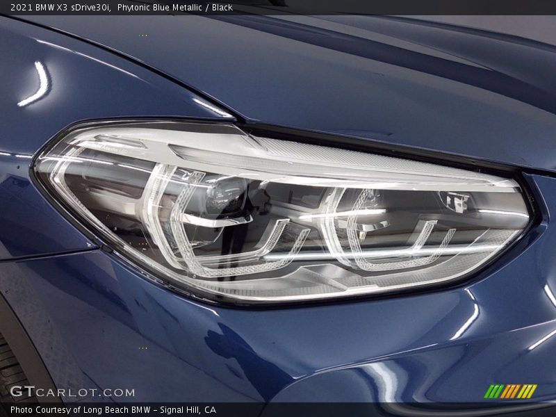 Phytonic Blue Metallic / Black 2021 BMW X3 sDrive30i
