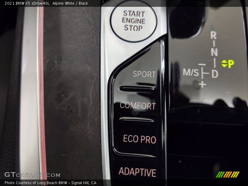 Alpine White / Black 2021 BMW X5 sDrive40i