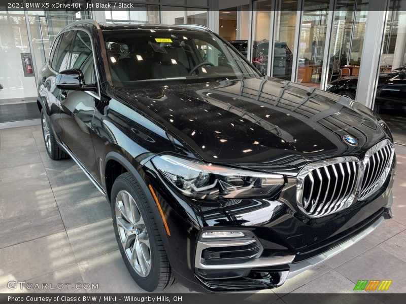 Jet Black / Black 2021 BMW X5 xDrive40i