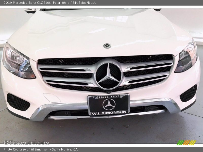 Polar White / Silk Beige/Black 2019 Mercedes-Benz GLC 300