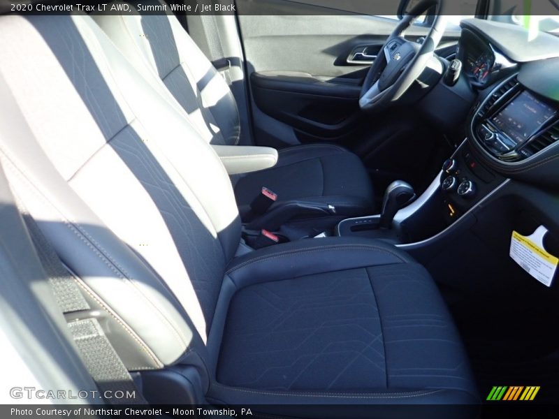 Summit White / Jet Black 2020 Chevrolet Trax LT AWD
