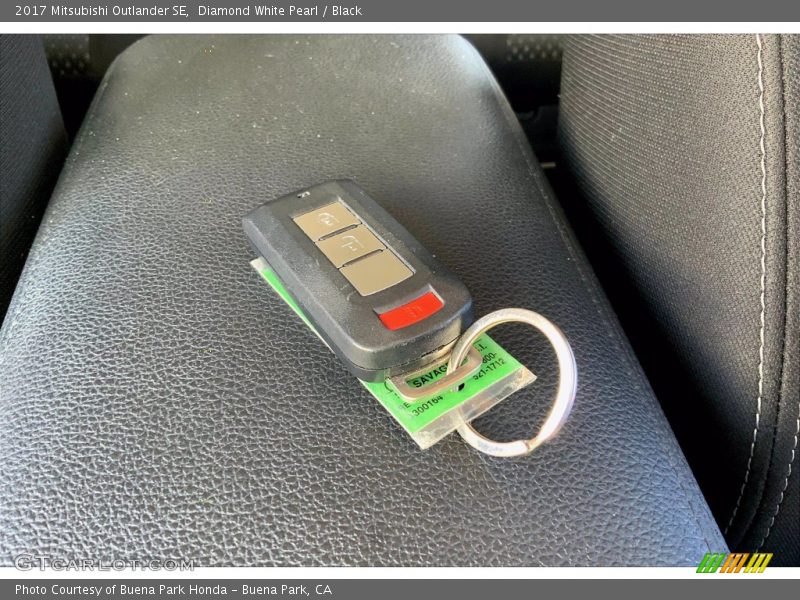 Keys of 2017 Outlander SE
