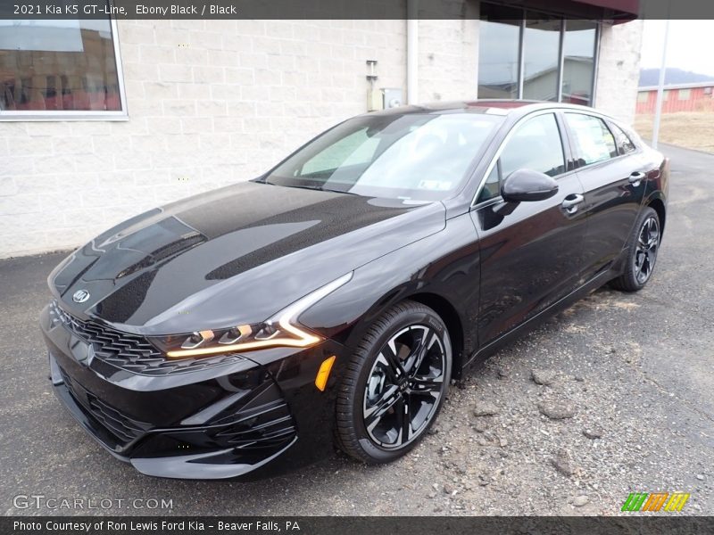 Front 3/4 View of 2021 K5 GT-Line